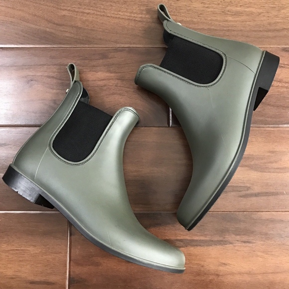 sam edelman tinsley matte chelsea rain booties